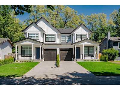 12008 195B Street Pitt Meadows, BC V3Y 1L2