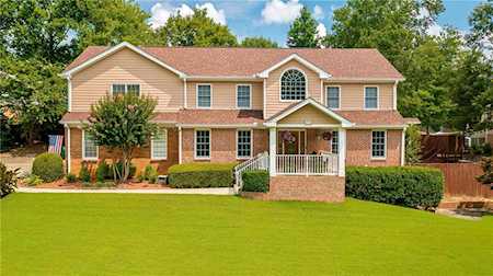 6376 Rosecommon Dr Peachtree Corners, GA 30092