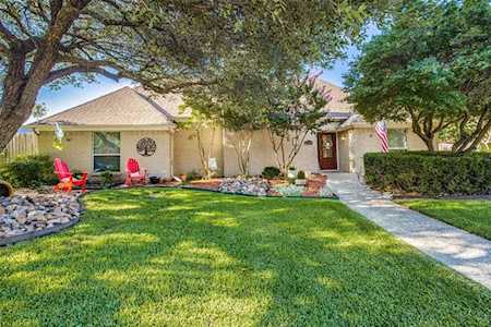 2324 Chamberlain Drive Plano, TX 75023