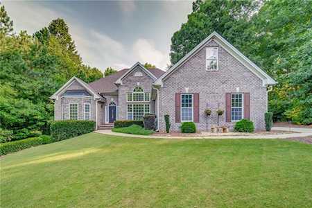 355 Antrim Glen Dr Hoschton, GA 30548