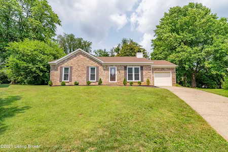 4613 Middleburg Ct Louisville, KY 40241