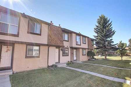 2727 Rundleson Rd NE #22 Calgary, AB T3K 1S5