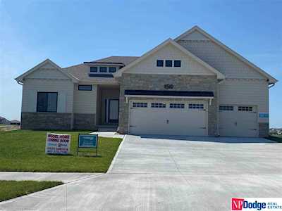 11510 S 114 Ave Papillion, NE 68046