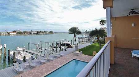 692 Bayway Blvd #202 Clearwater, FL 33767