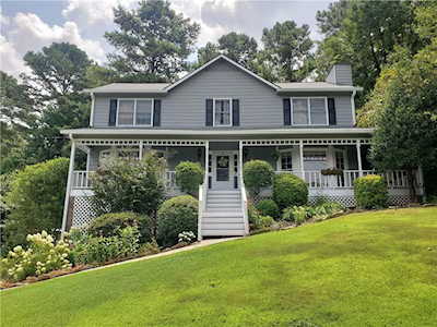 1847 Blackwater Dr Marietta, GA 30066