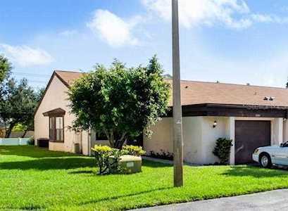 3101 Oak CIRCLE Tarpon Springs, FL 34689