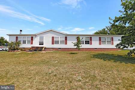 38 Miss Staci Dr Martinsburg, WV 25404