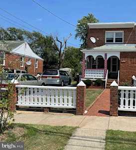 6653 24th Place Hyattsville, MD 20782