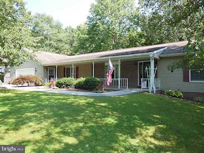 15 Spring Creek Circle Gettysburg, PA 17325