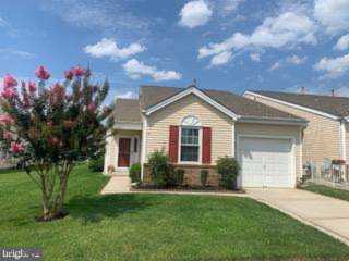 17 Yarrow Place Mount Laurel, NJ 08054