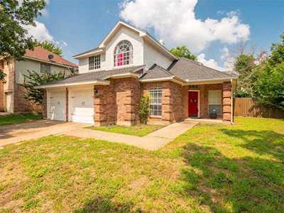 3808 Schoolside Court Arlington, TX 76016