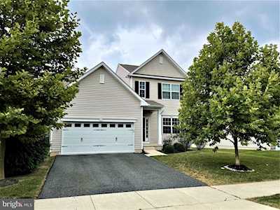 634 Yensid Dr Middletown, DE 19709