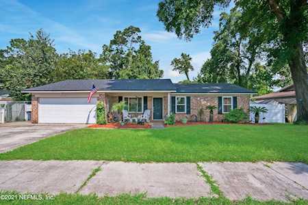 4872 Lofty Pines Cir Jacksonville, FL 32210
