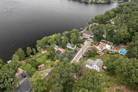 56 Downey St Hopkinton, MA 01748