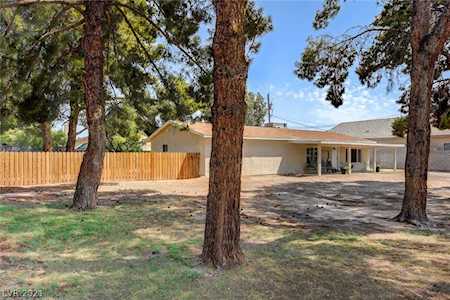 4958 E Philadelphia Ave Las Vegas, NV 89104