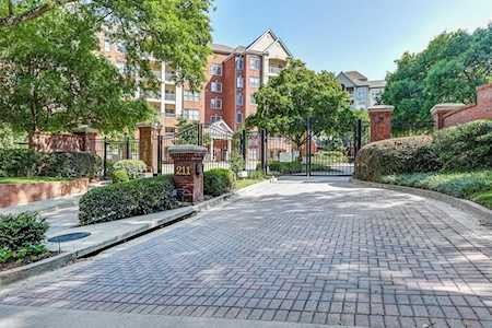 211 Colonial Homes Dr NW #2508 Atlanta, GA 30309