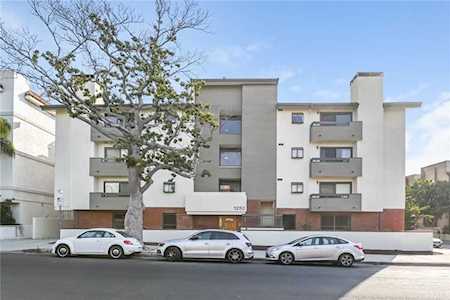 1250 Amherst Ave #206 Los Angeles, CA 90025