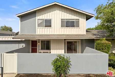 1824 E Avenida De Las Flores Thousand Oaks, CA 91362