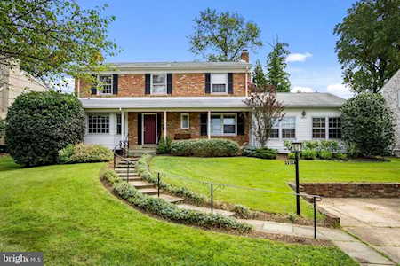 5817 Plainview Rd Bethesda, MD 20817