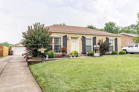 3016 Huberta Dr Louisville, KY 40216