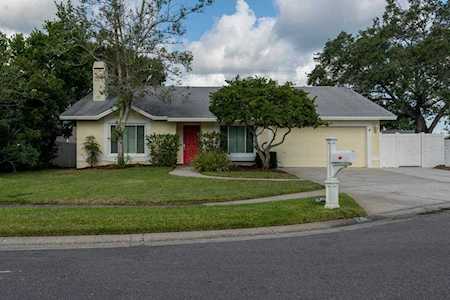 726 Heathrow Ln Palm Harbor, FL 34683