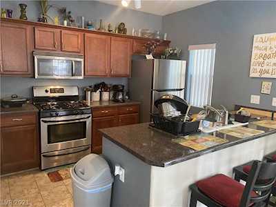 9303 Gilcrease Ave #1143 Las Vegas, NV 89149