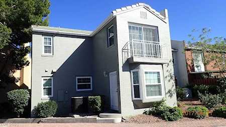 704 Tam O Shanter Las Vegas, NV 89109