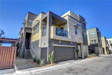 11270 Hidden Peak Ave #212 Las Vegas, NV 89135