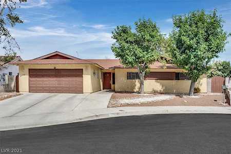 4570 Paseo El Rio Dr Las Vegas, NV 89121