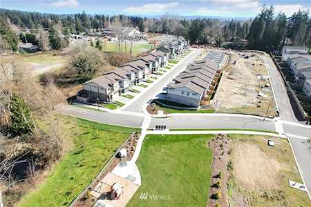 10529 11th St E #9 Edgewood, WA 98372