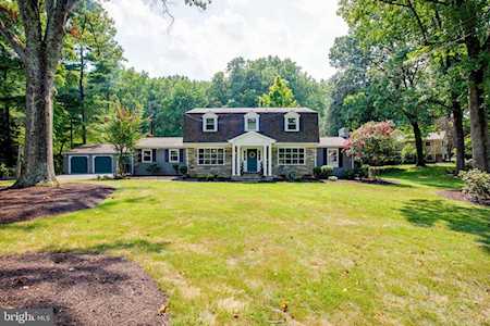 9905 Carrhill Ct Vienna, VA 22181