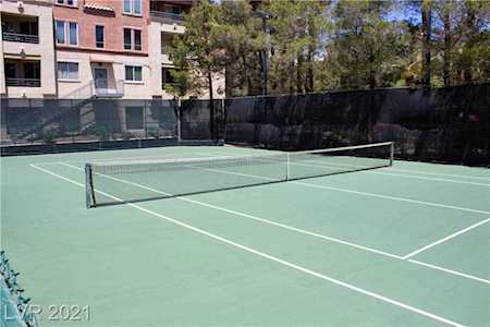 230 E Flamingo Rd #330 Las Vegas, NV 89169