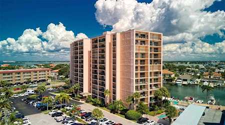 51 Island WAY #1005 Clearwater Beach, FL 33767