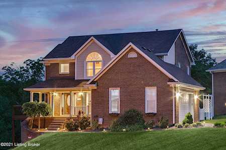 7118 Austinwood Rd Louisville, KY 40214