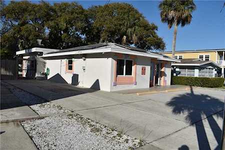 102 15th Ave Indian Rocks Beach, FL 33785