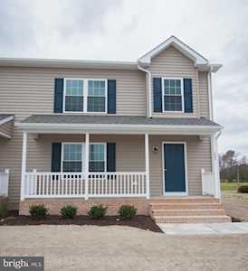 2004 S Old Mill Dr Pocomoke City, MD 21851