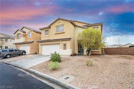 3794 Tundra Swan St Las Vegas, NV 89122