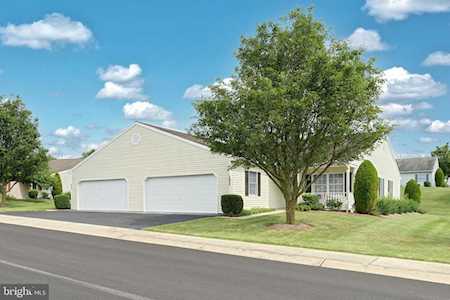 3073 Lakefield Rd York, PA 17402