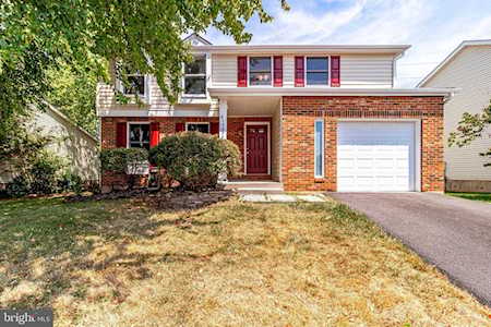 13634 Bellerose Dr Chantilly, VA 20151