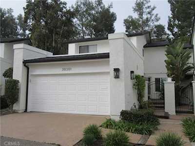 30301 Via Reata Laguna Niguel, CA 92677