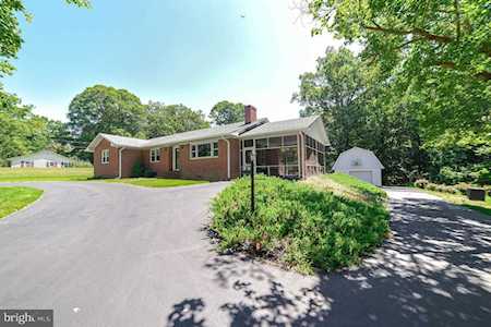 41318 Medleys Neck Rd Leonardtown, MD 20650