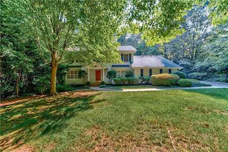 1135 Falstaff Dr Roswell, GA 30076