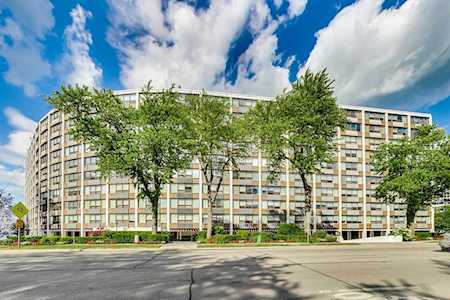 1630 Sheridan Rd #10K Wilmette, IL 60091