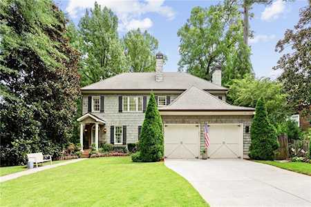 725 Ellsworth Dr NW Atlanta, GA 30318