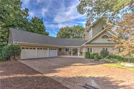 6500 Wildwood Trl Flowery Branch, GA 30542