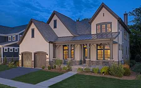 2805 Parkside Circle Glenview, IL 60026