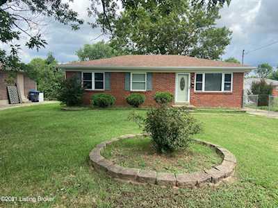 109 Mackie Ct Louisville, KY 40214