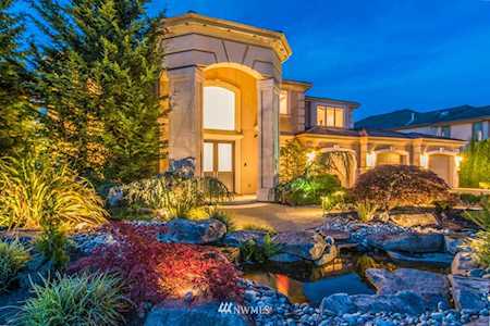 15504 79th Pl SE Newcastle, WA 98059