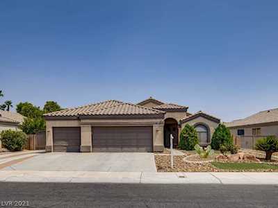 5508 Azure Ridge Dr Las Vegas, NV 89130