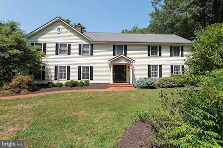 222 Mckinsey Rd Severna Park, MD 21146